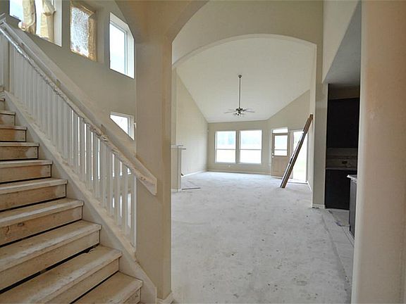When you enter the Major Living Area you will say Wow! Sweeping California Sweeping Upgrade Stairway