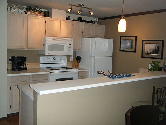 5th image of 12950 Granite Ln NW