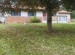 12504 Linden Rd, Linden, MI 48451