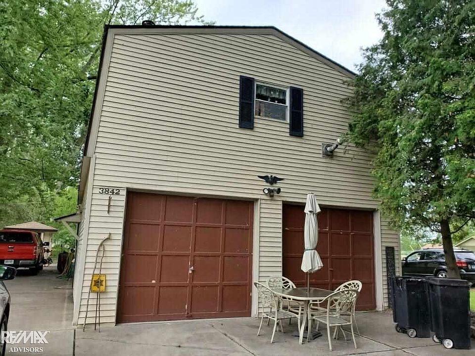 1st image of 3842 Middle Channel Dr