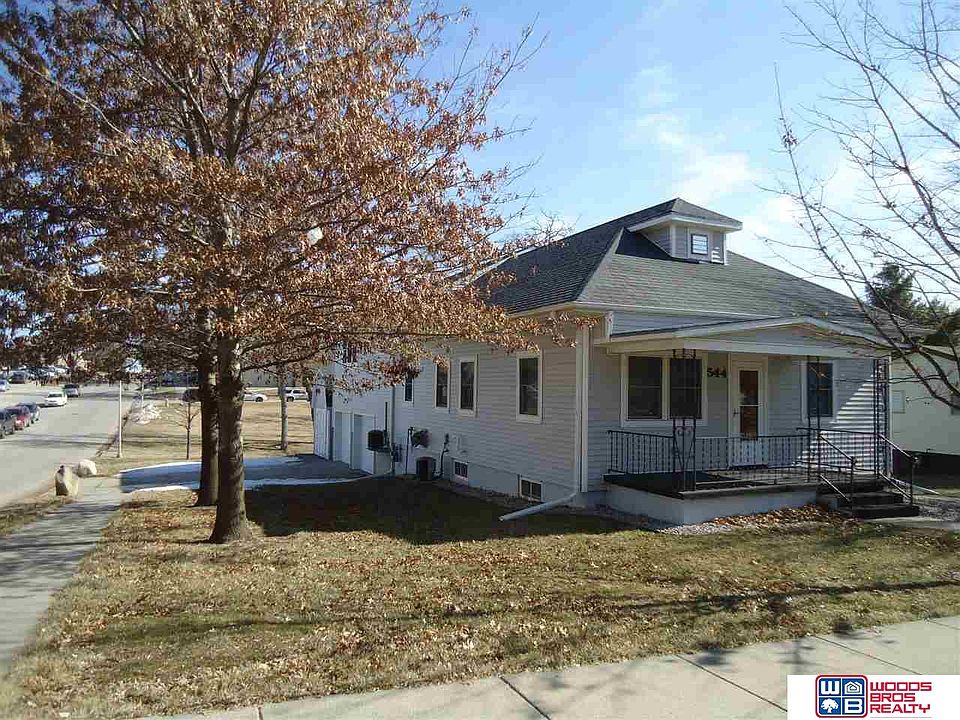 1st image of 544 Lindell Ave