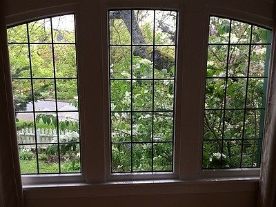 Living room windows (leaded glass)