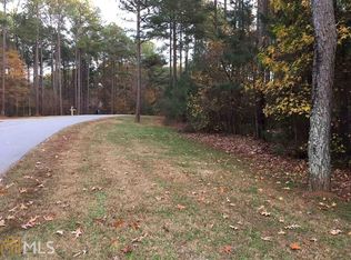 2430 Parrotts Pointe Rd, Greensboro, GA 30642