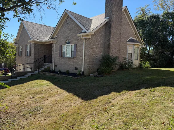 372 Reynolds Dr, Richmond, KY 40475
