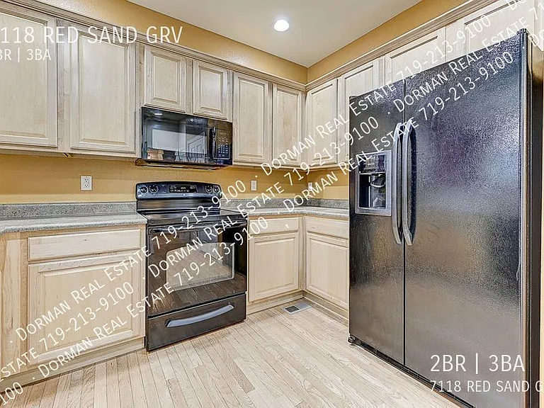 7118 Red Sand Grv — Photo 5
