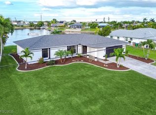 1129 SE 13th St, Cape Coral, FL 33990