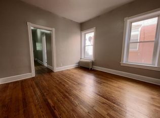 63 Broadway APT 3, Hagerstown, MD 21740