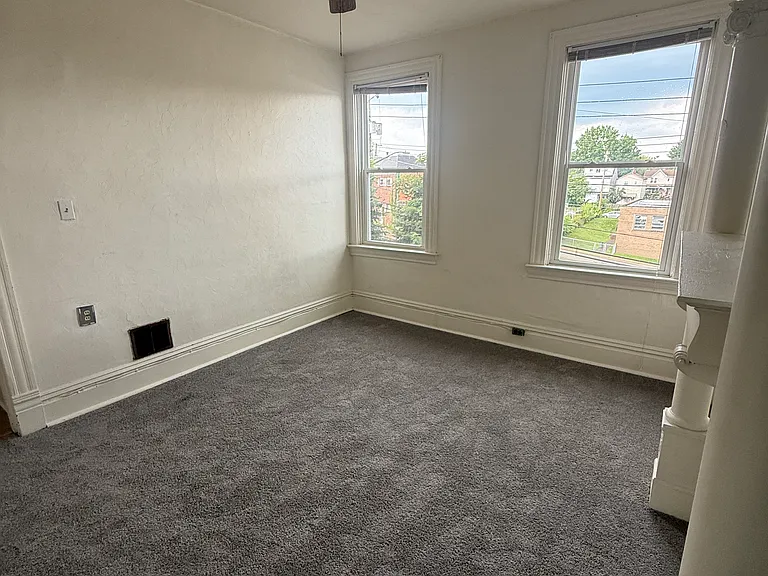 1017 Emporia St #2 — Photo 18
