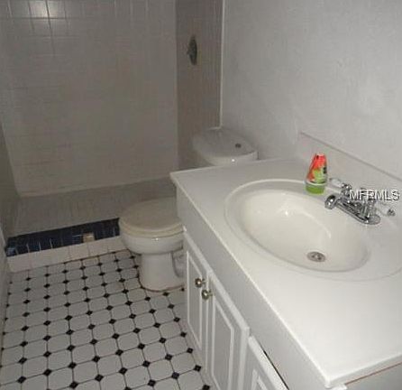 5th image of 1830 Amberly Ave #T5