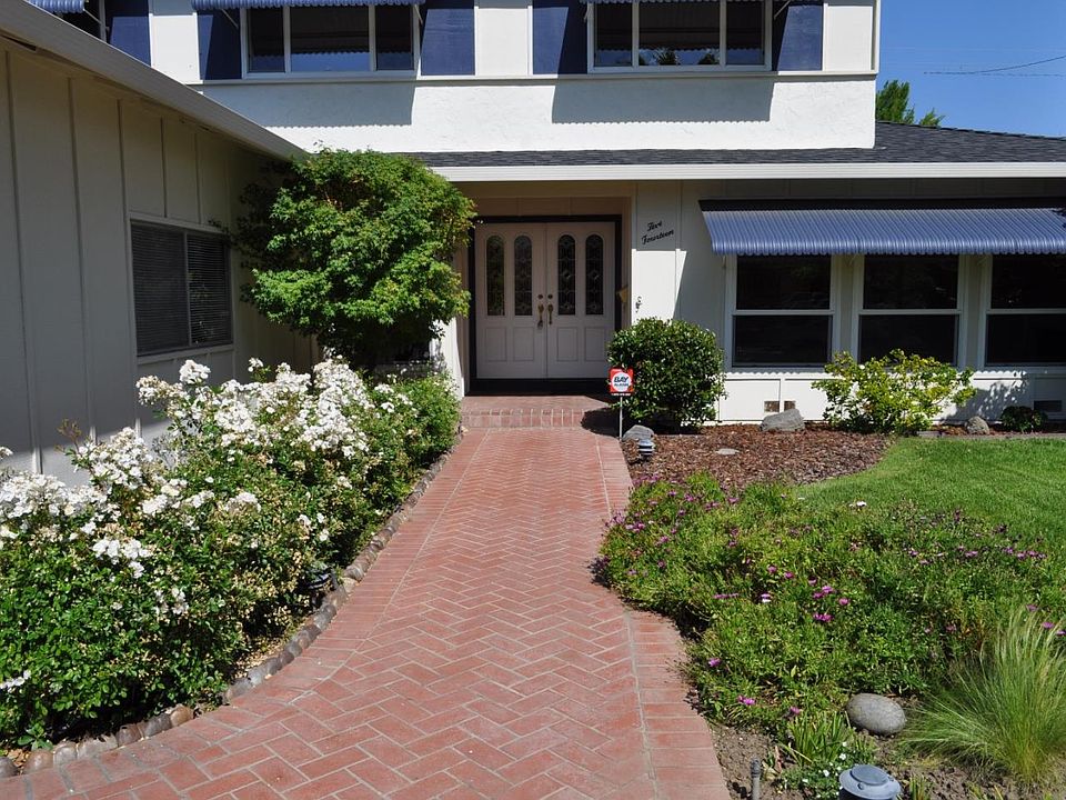 1st image of 514 Wagman Dr
