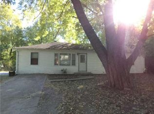 17217 Chula Vista Dr, Belton, MO 64012