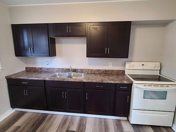 2nd image of 5219 Bancroft Ave #1