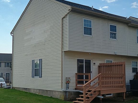 3rd image of 277 Greenland Dr