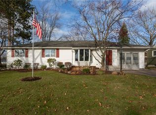 214 Cranberry Dr, Liverpool, NY 13088