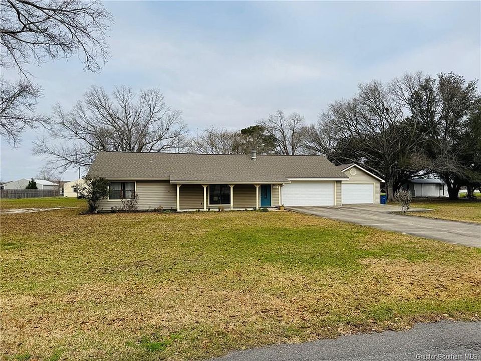 1st image of 722 Belleview Dr