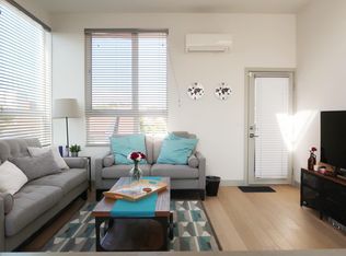 809 N 42nd St, Seattle, WA 98103