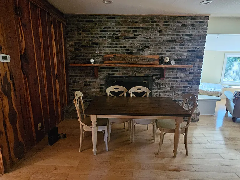 208 NE Yallaha Ave — Photo 9
