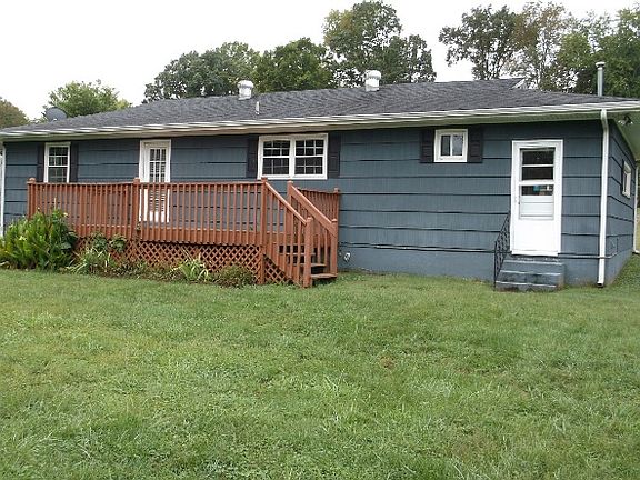 2nd image of 404 Greenwood Dr