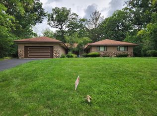 518 N Forest Dr, Addison, IL 60101