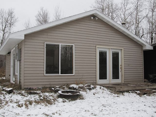 3973 Hicken Rd.