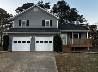 6160 Shoreland Cir, Buford, GA 30518