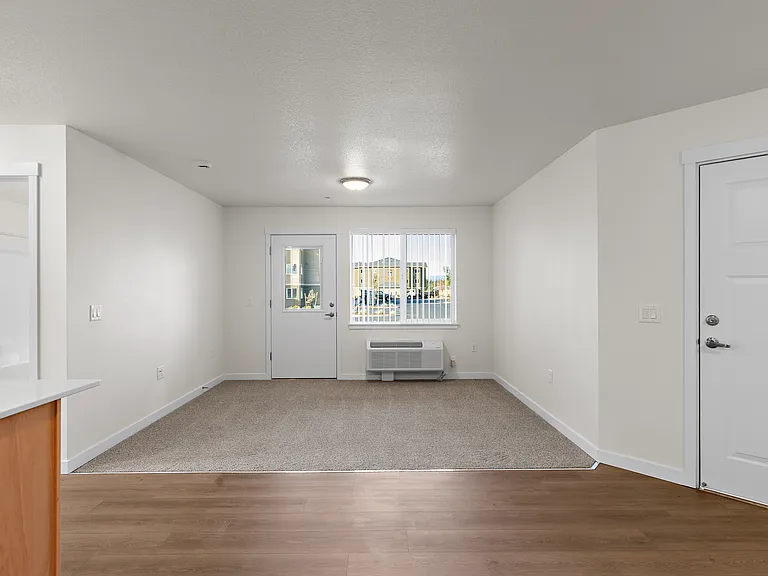 Norton Landing Apartments — Photo 26
