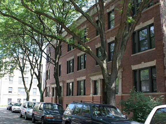 3rd image of 5305 S Maryland Ave APT 206