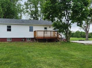 511 S Obannon St, Raymond, IL 62560