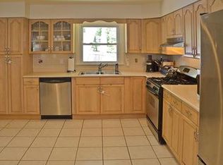 8 Alpine Rd, Boonton, NJ 07005