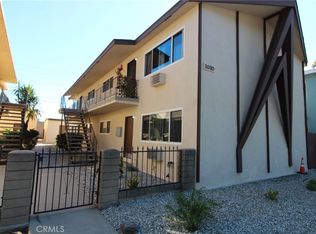 1010 E 32nd St, Signal Hill, CA 90755