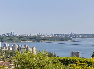 2575 Queens Ave, West Vancouver, BC V7V 2Y9