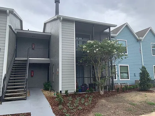 3756 Idlebrook Cir Photo 1