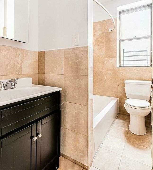 1st image of 242 E 71st St APT 3W