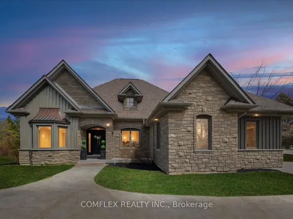 2 Taunus Ct, Clarington, ON L1C 4H5