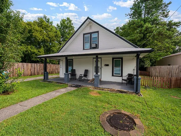 403 E College St, Glasgow, KY 42141