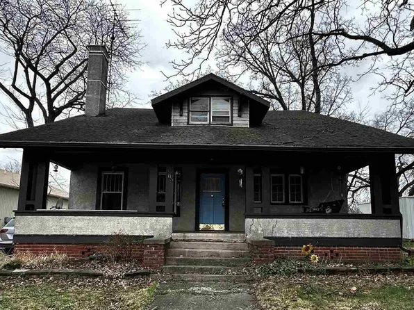 205 S Clinton St, West Lebanon, IN 47991