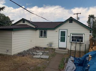 1922 Nevada St, Meeteetse, WY 82433