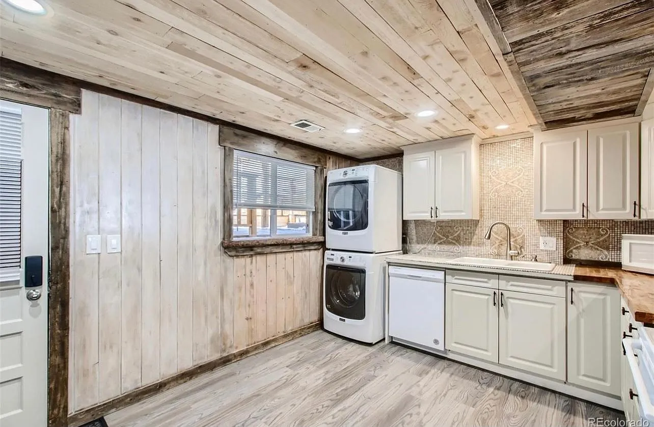 6249 Reed St — Photo 4
