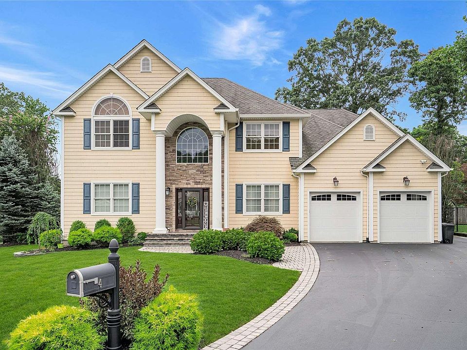 1st image of 4 Privet Court