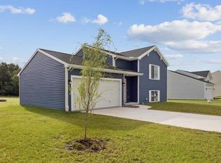 7858 Sierra Dr, Belding, MI