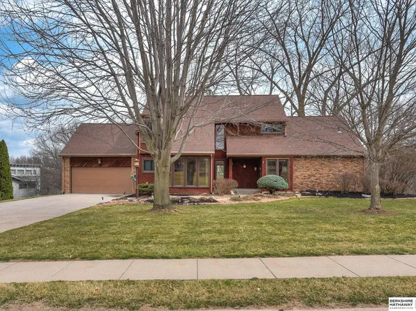 11029 N 61st St, Omaha, NE 68152