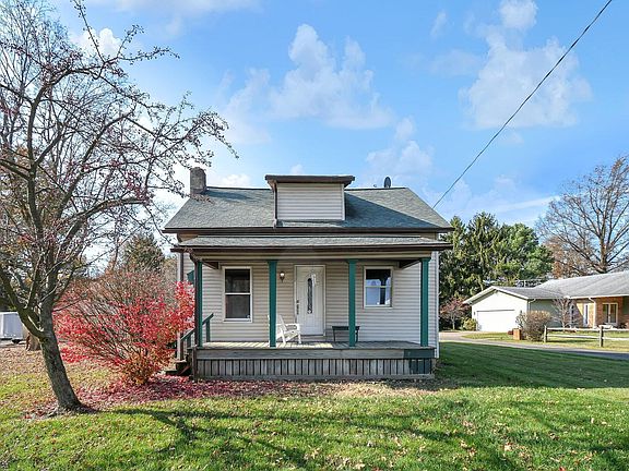 3rd image of 9252 Mink St SW