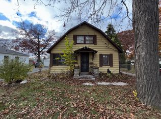 728 Kirkwood Ave, Winthrop Harbor, IL