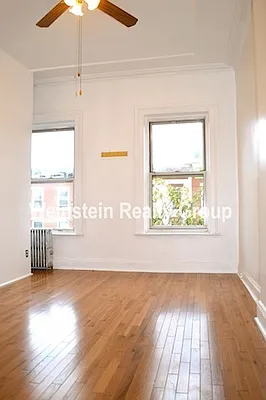 Rented by Weinstein Realty Group | media 5