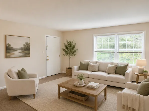 Pine Crest Apartments