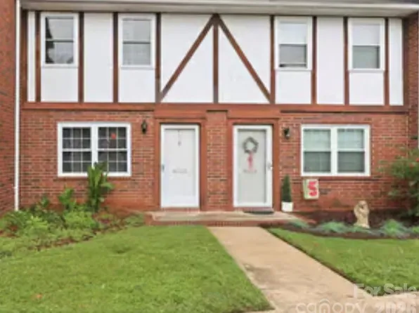 1300 Larchmont Pl APT 210, Salisbury, NC 28144