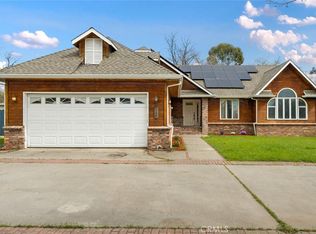8220 Buena Vista Ave, Los Molinos, CA 96055