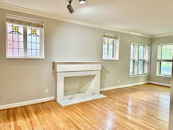 3rd image of 5522 Waterman Blvd APT 12