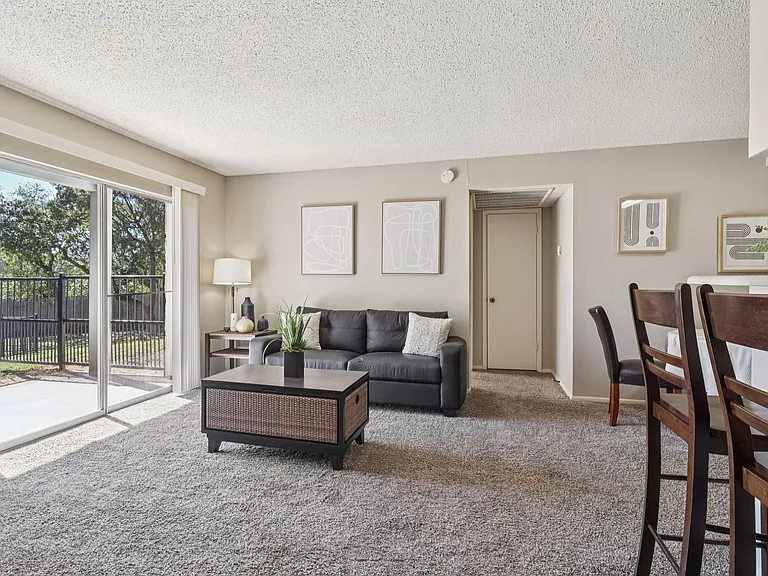 Rock Canyon Apartments — Photo 16