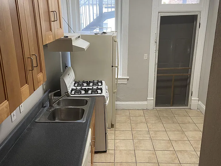 622 Graydon Ave #3 — Photo 9